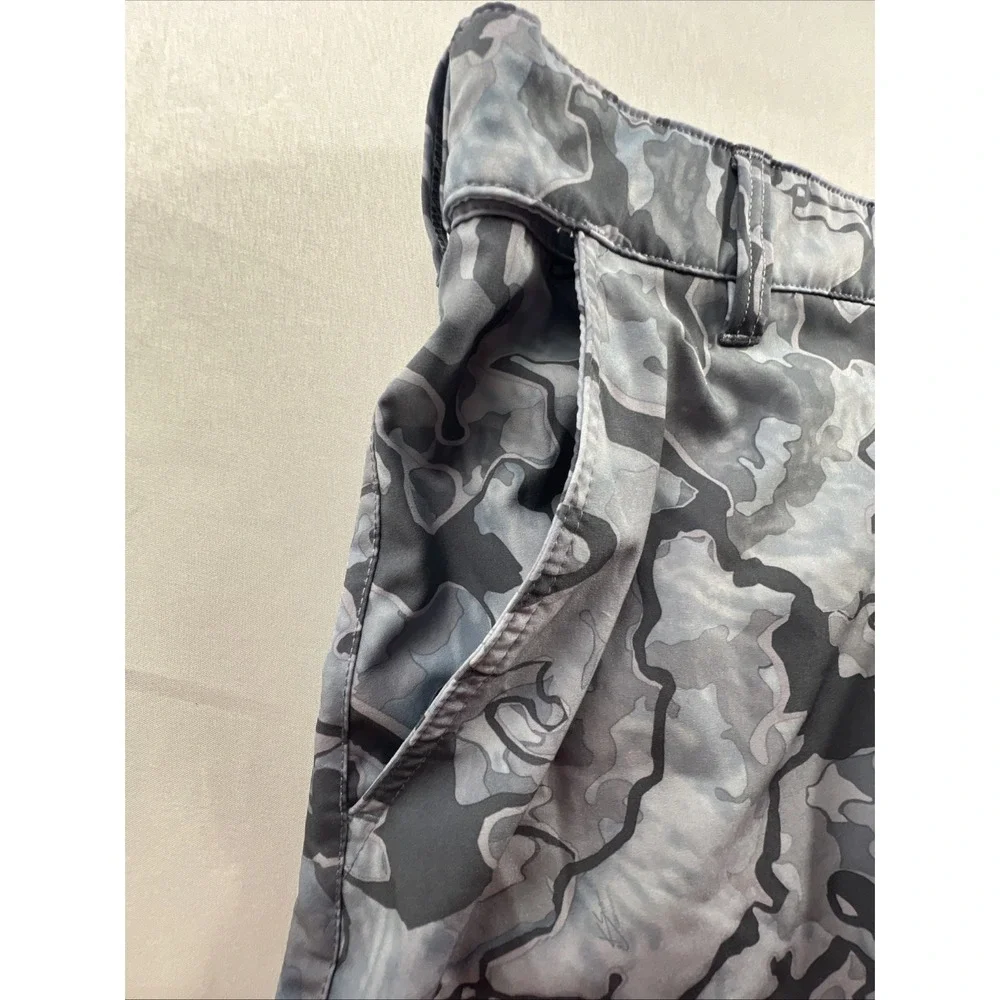 HUK FISHING MENS LOWCOUNTRY CAMO 6